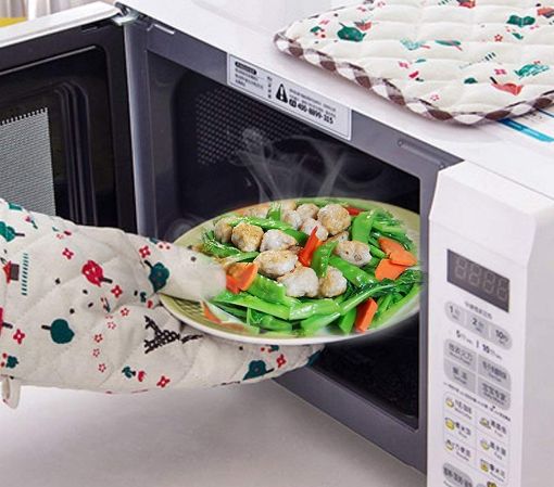 Picture of Oven Gloves Essentials Heat Resistant Cotton Kitchen Oven Mitt Glove Set Microwave Grill BBQ Pot-holder with Thick Cooking Pad for Baking Cooking Heat Resistant Protection of Hand for Utensils Gas Flame Grill Barbecue